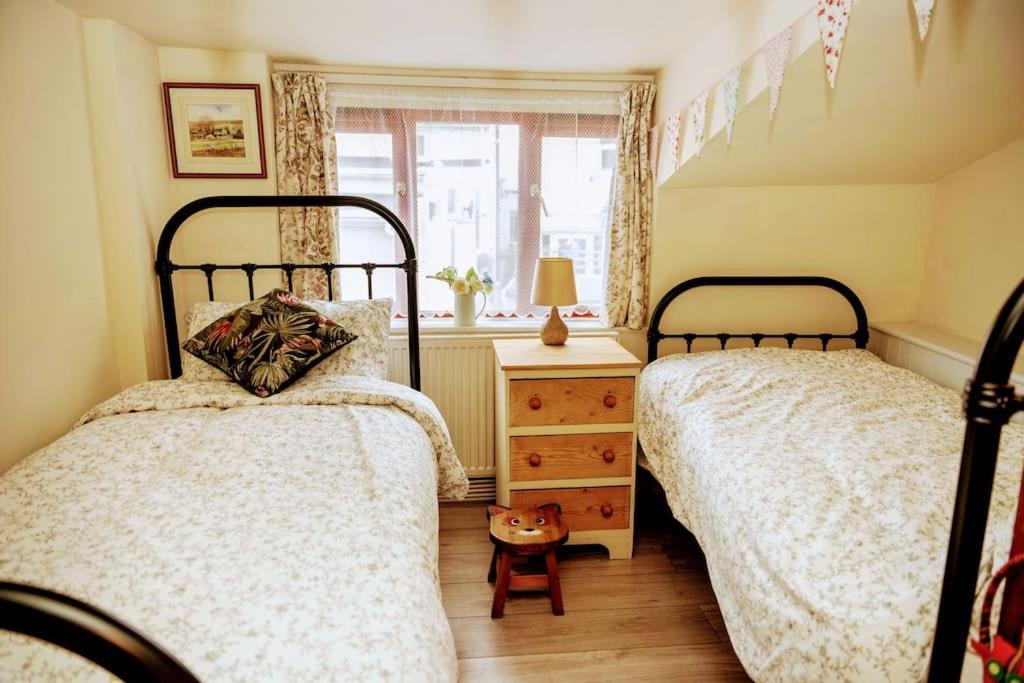 Spacious Charming Cottage Near Lake And Sea Hornsea Bagian luar foto
